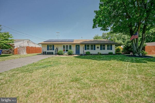 323 Rancocas Blvd, Mt Laurel, NJ 08054