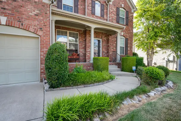 1141 Stockwell Dr, Murfreesboro, TN 37128