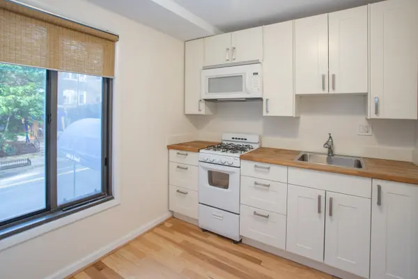 1440 N St NW #209, Washington, DC 20005