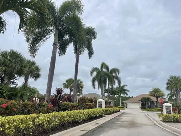 SW Vista Lake Dr, Port St Lucie, FL 34953