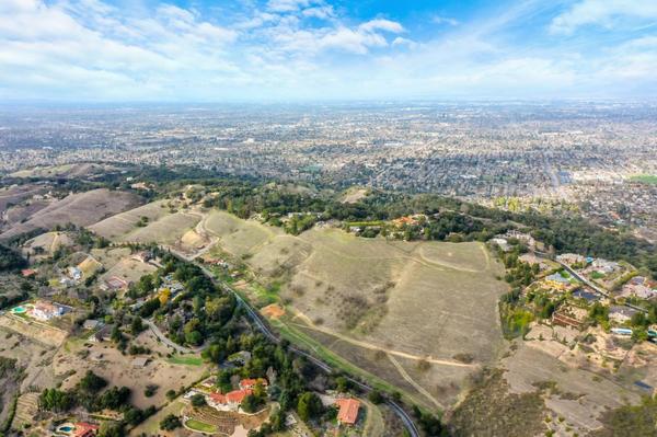 Shannon Rd, Los Gatos, CA 95032