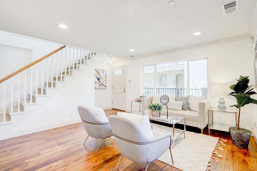 508 Peninsula Ave #1, Burlingame, CA 94010