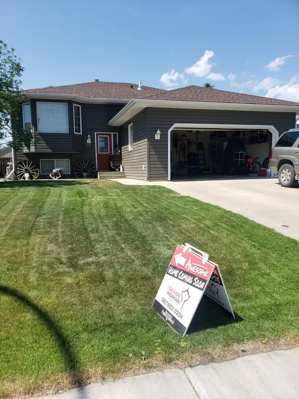 16 Westwood Drive Didsbury AB