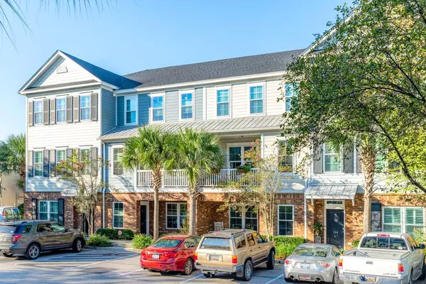 Mount Pleasant SC Home for Sale $849,000,AgentOwned Realty