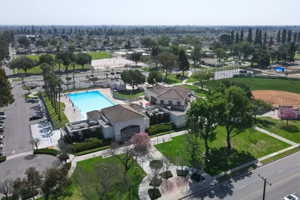 10 Interesting Facts About Lakewood, California,Rick Lee