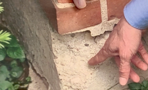Foundation Corner Crack,David Campbell
