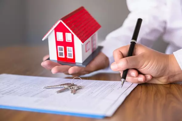 Mortgage Basics: What Is a Mortgage?,Michelle McMaster