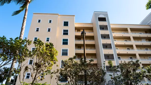 10 Fun Facts about Los Alamitos, CA,Rick Lee