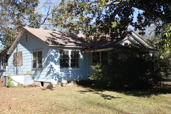 Walterboro SC Home for Sale $49,900,AgentOwned Realty