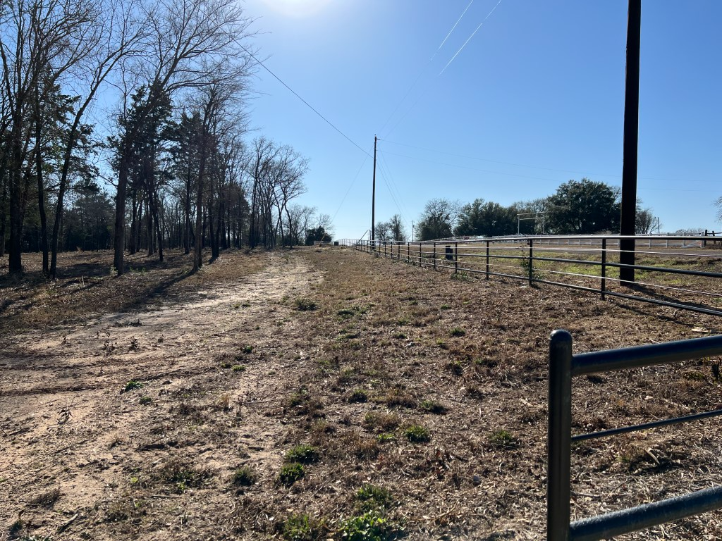 East Texas Real Estate EAST TX SMALL ACRE COUNTRY LOT 3 FOR SALE