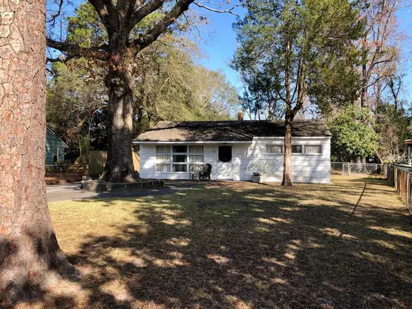Hanahan SC Home for Sale $130,000,AgentOwned Realty