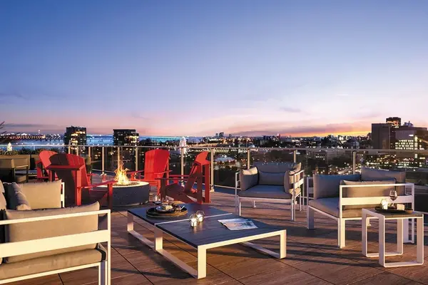 Easy summertime condo living,Scott Graff