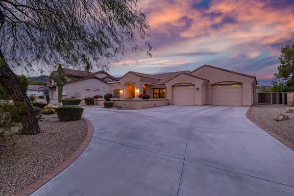 SOLD! On South Mountain Preserve,Scott Graff