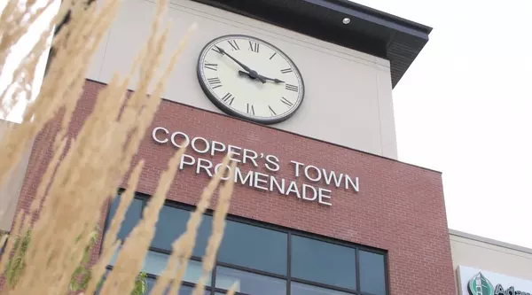 Why has Coopers Crossing been rated Airdrie's Best Community 10 years in a row?,Deanna Mcfarlane