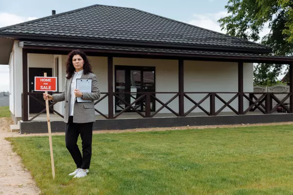 Everything Homeowners Need to Know About Selling in Today's Market ,Cody Walker