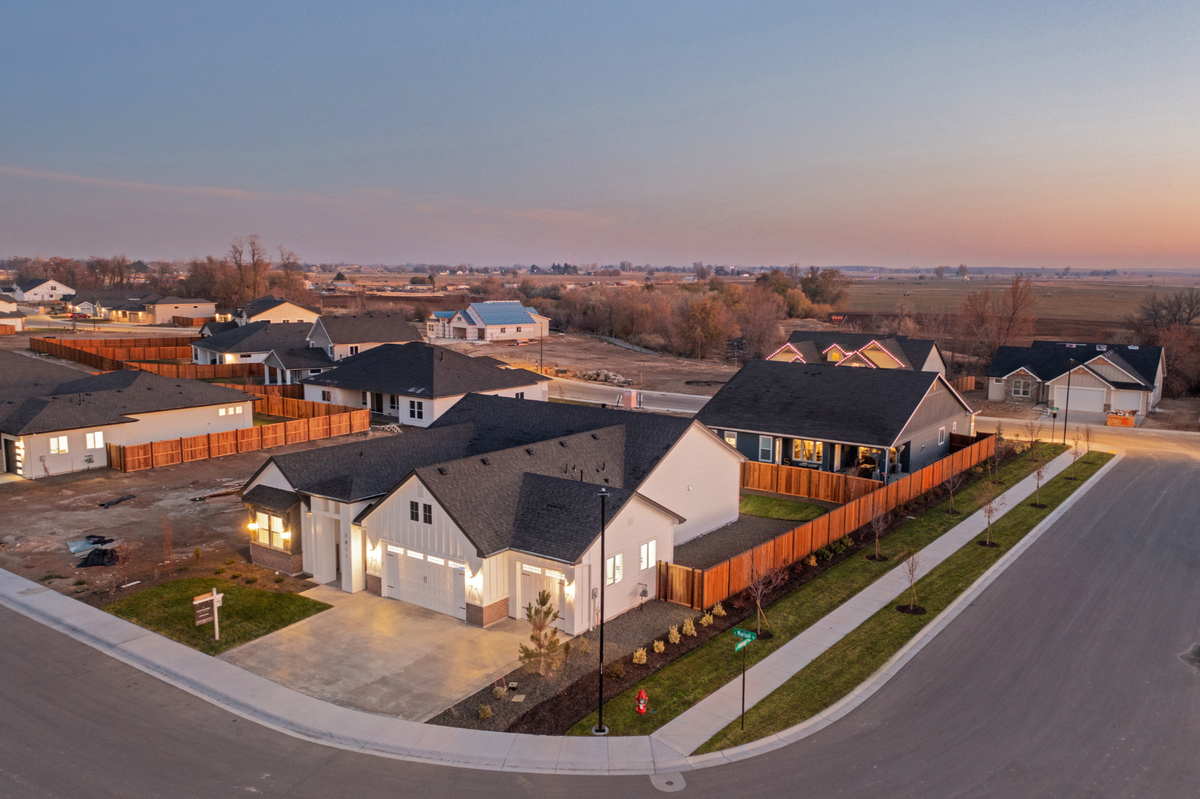 Indian Creek Ranch Homes for Sale by Sterling Homes Lysi R...