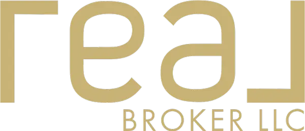 How to Host a Holiday Gathering That’s Unforgettable,Crystal Woods