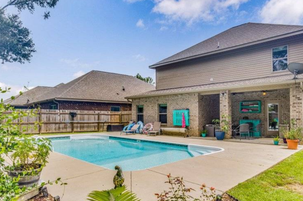 3634 Hawks Landing Cir, Milton, FL 32571