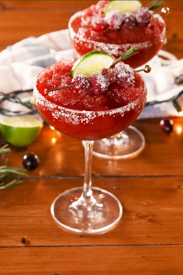 New Year's Eve Drinks That Are Worth Staying Up For!