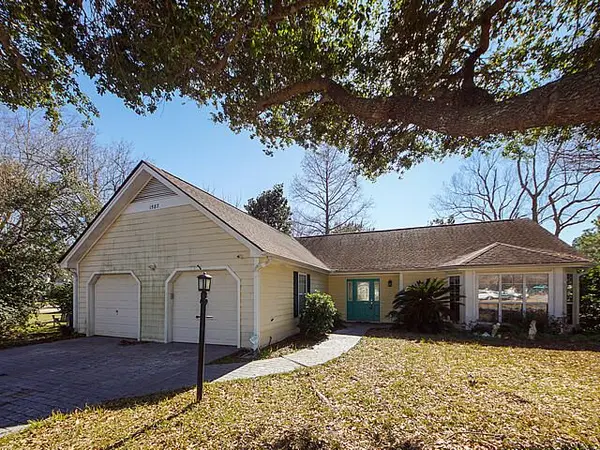 Mount Pleasant SC Home for Sale $525,000,AgentOwned Realty