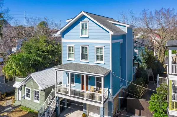 Charleston SC Home for Sale $950,000,AgentOwned Realty