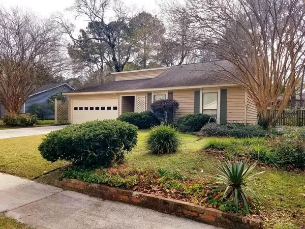 Charleston SC Home for Sale $365,000,AgentOwned Realty