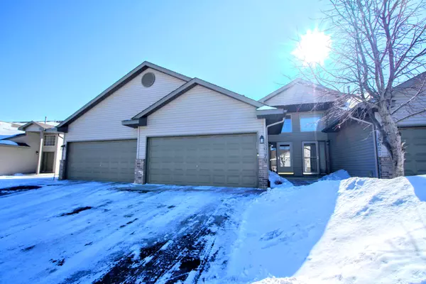 3BR/2BA Otsego Townhome for Rent,Chuck Carstensen