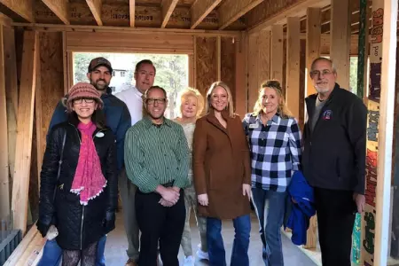 feature image of REALTY EXECUTIVES OF FLAGSTAFF SUPPORTS HABITAT FOR HUMANITY WITH SPECIAL INITIATIVE PROGRAM