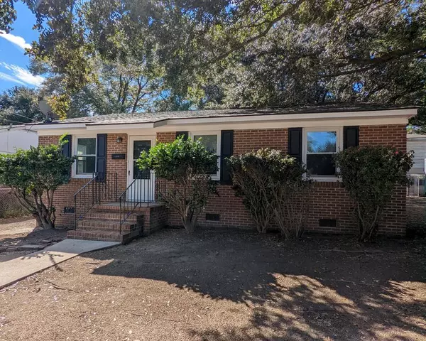 North Charleston SC Home for Sale $234,900,AgentOwned Realty