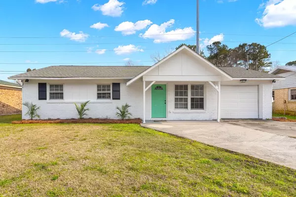 Ladson SC Home for Sale $234,997,AgentOwned Realty