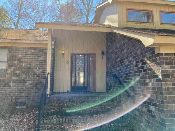 North Charleston SC Home for Sale $249,997,AgentOwned Realty