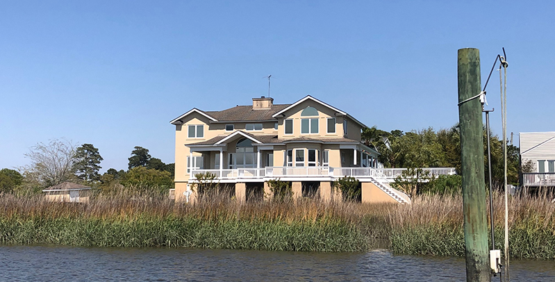 home on a marsh view lot in charleston south carolina