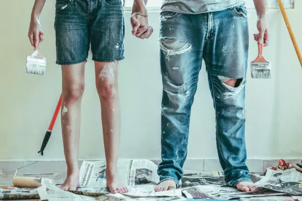 WHAT TO REPAIR BEFORE YOU LIST