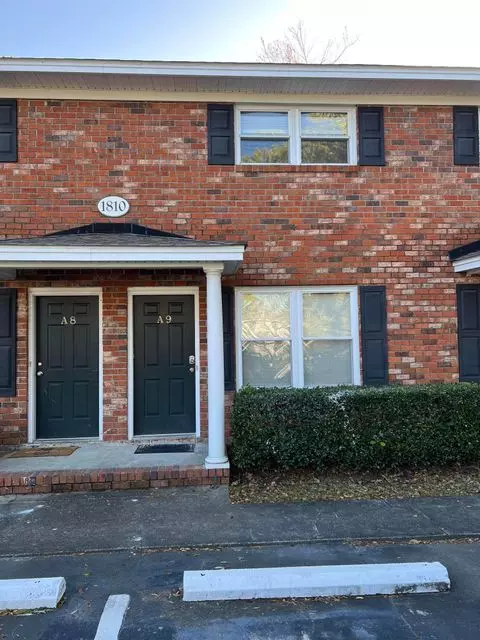 Charleston SC Home for Sale $185,000,AgentOwned Realty