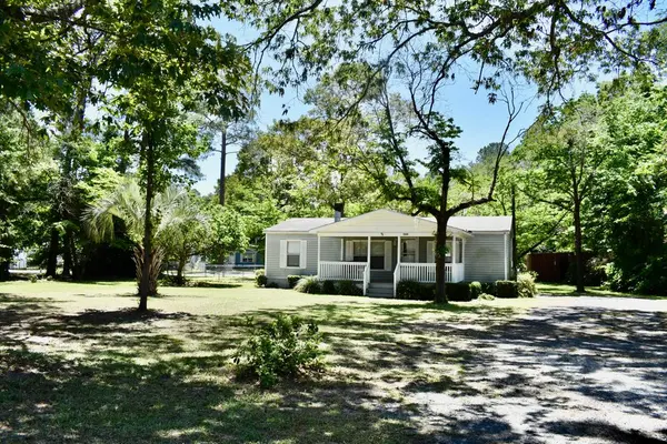 Summerton SC Home for Sale $119,000,AgentOwned Realty