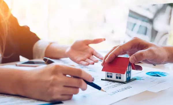 8 Simple Rules for Negotiating Your Offer and Getting That House!,Jared Thomas