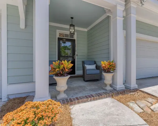 Mount Pleasant SC Home for Sale $675,000,AgentOwned Realty