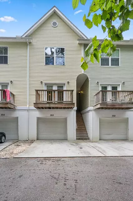 Charleston SC Home for Sale $274,900,AgentOwned Realty