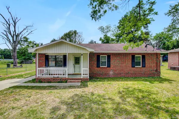 Allendale SC Home for Sale $120,000,AgentOwned Realty
