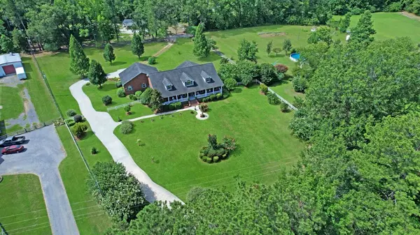 Ridgeville SC Home for Sale $850,000,AgentOwned Realty