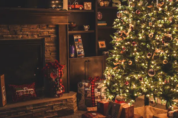 The Top Reasons To Sell Your Home During The Holidays,Billee Silva, PA, ABR SRS