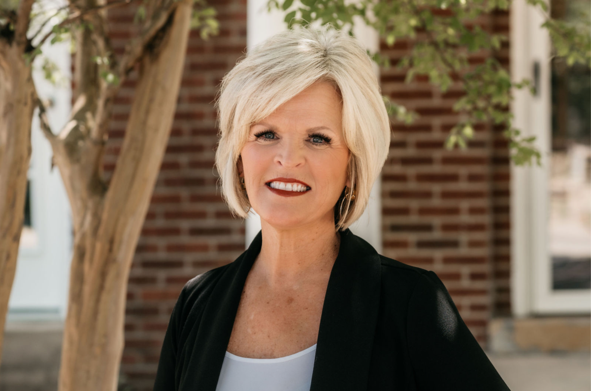 Real Estate Agent Cindy Thomas Image Realty NEA