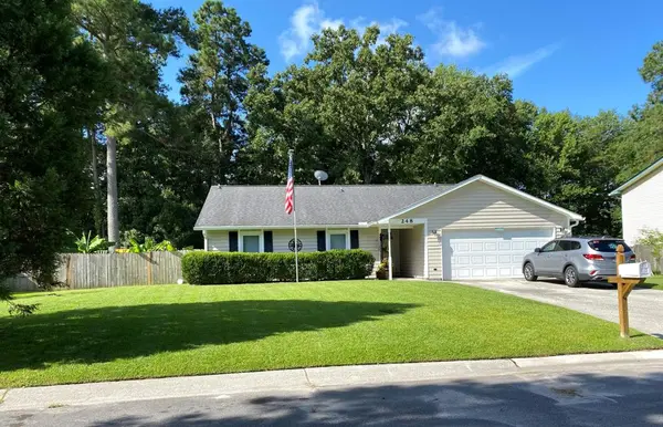 Summerville SC Home for Sale $295000,AgentOwned Realty