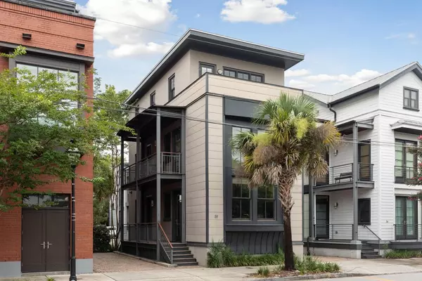 Charleston SC Home for Sale $895,000,AgentOwned Realty