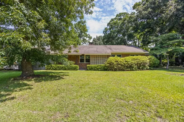 North Charleston SC Home for Sale $499,990,AgentOwned Realty