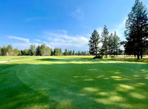 Explore Lazy River South in La Pine, Oregon,Anya Maestas