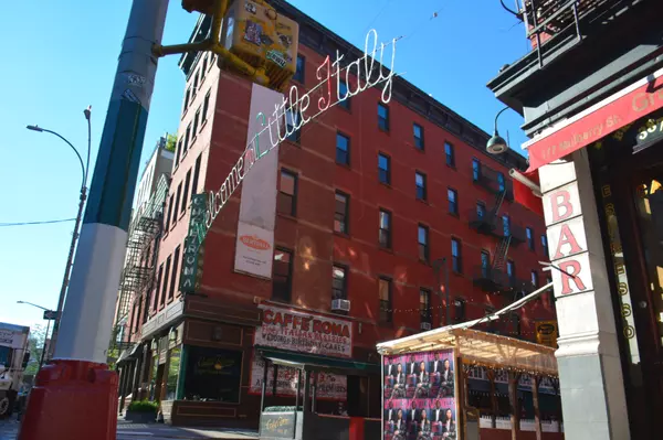 Neighborhood: Little Italy,William Bekisz