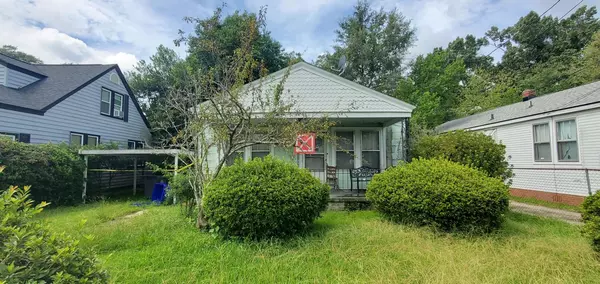 North Charleston SC Home for Sale $80,000,AgentOwned Realty