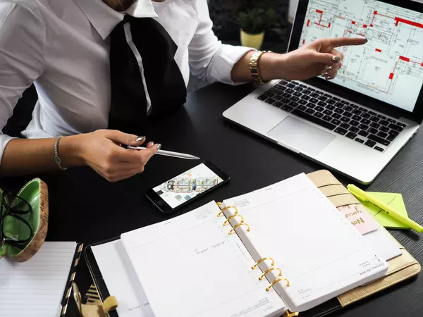 Benefits of Hiring a Real Estate Agency Over Independent Selling,Jared Thomas
