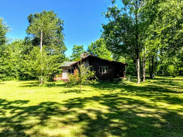 Charming 3BR/1BA on Wooded 20 Acre Lot in Webster ,Chuck Carstensen